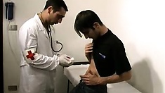 Well hung gay doctor screws a young patient